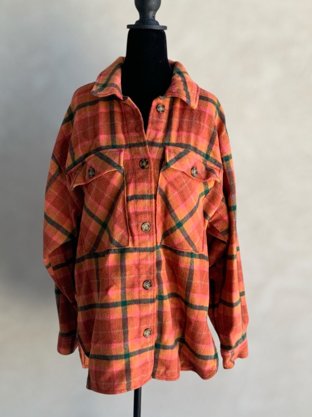 Wild Fable Women’s Size Medium Orange Pink Plaid Flannel Work Shirt button down